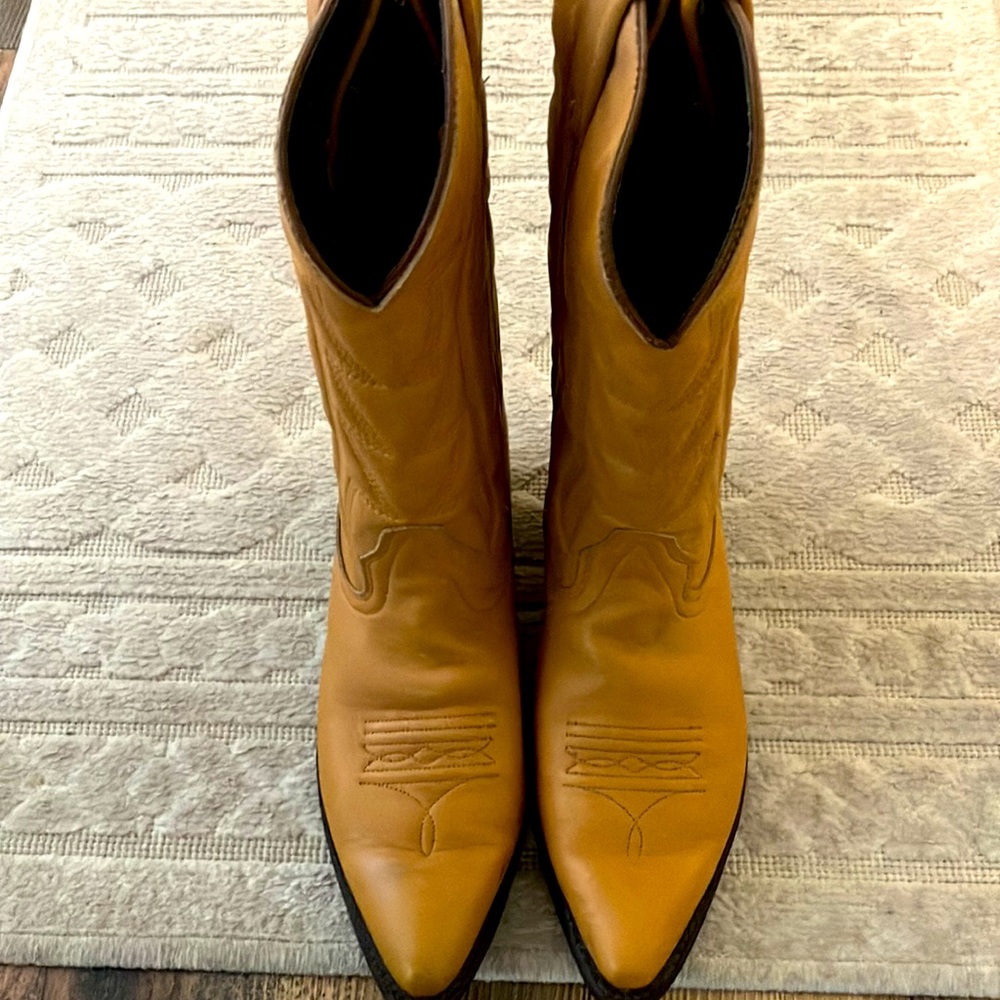 Vittorio Cowboy Boots